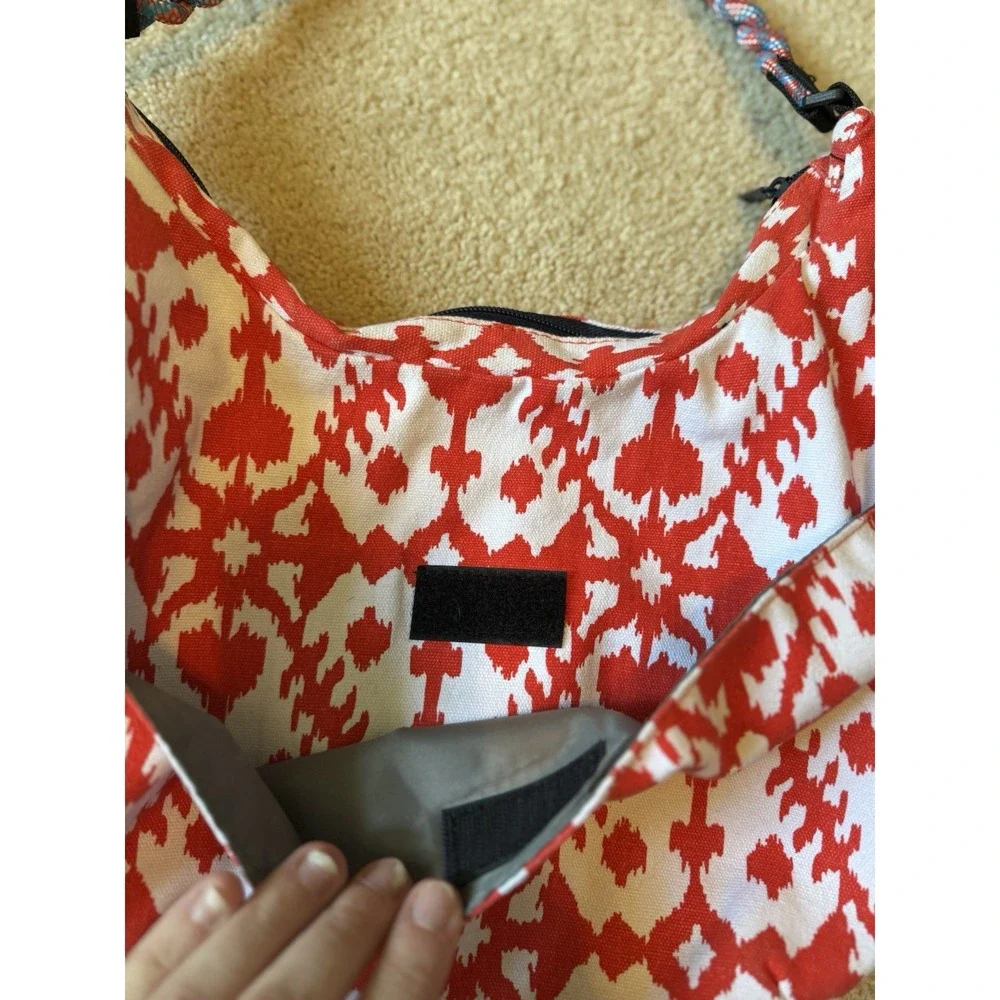 KAVU Hobo Shoulder Bag Purse Handbag Red & White Braided‎ Shoulder Strap